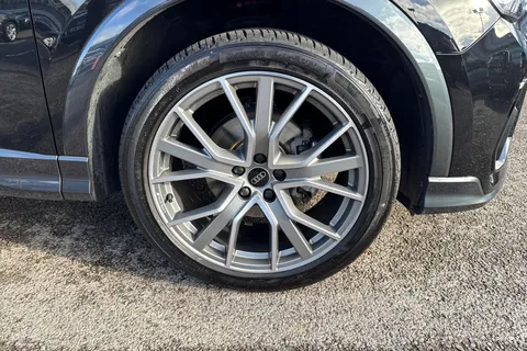 DG24FHV Audi Q3 Black Edition 35 TFSI 150 PS S tronic Thumbnail #13