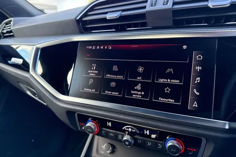 DG24FHV Audi Q3 Black Edition 35 TFSI 150 PS S tronic Thumbnail #43