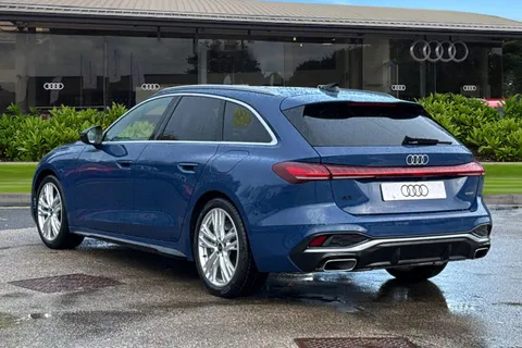 Audi A5 Avant 2.0 e-hybrid 25.9kWh S line S Tronic quattro Euro 6 (s/s) 5dr Thumbnail #3