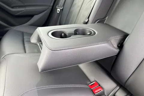 Audi A5 Avant 2.0 e-hybrid 25.9kWh S line S Tronic quattro Euro 6 (s/s) 5dr Thumbnail #29