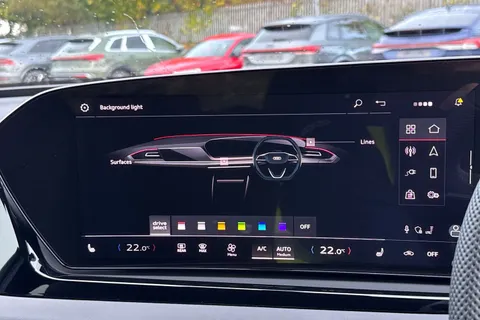 Audi A5 Avant 2.0 e-hybrid 25.9kWh S line S Tronic quattro Euro 6 (s/s) 5dr Thumbnail #40