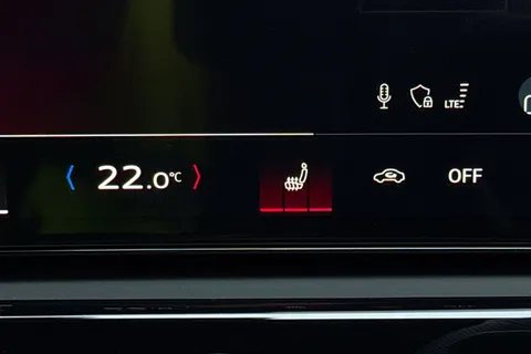 Audi A5 Avant 2.0 e-hybrid 25.9kWh S line S Tronic quattro Euro 6 (s/s) 5dr Thumbnail #43