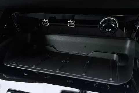 Audi A5 Avant 2.0 e-hybrid 25.9kWh S line S Tronic quattro Euro 6 (s/s) 5dr Thumbnail #44