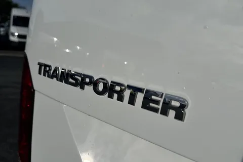 DC24GPE Volkswagen Transporter 2.0 TDI 150 Highline Kombi Van DSG Thumbnail #32