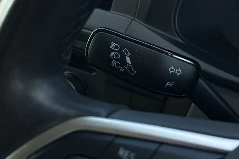 DC24GPE Volkswagen Transporter 2.0 TDI 150 Highline Kombi Van DSG Thumbnail #38