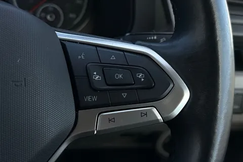 DC24GPE Volkswagen Transporter 2.0 TDI 150 Highline Kombi Van DSG Thumbnail #40