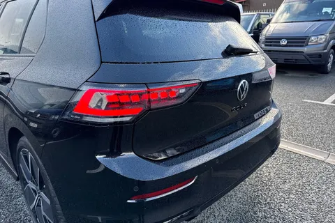  Volkswagen Golf 1.5 eTSI MHEV Black Edition DSG Euro 6 (s/s) 5dr Thumbnail #8