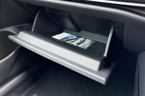  Volkswagen Golf 1.5 eTSI MHEV Black Edition DSG Euro 6 (s/s) 5dr Thumbnail #41