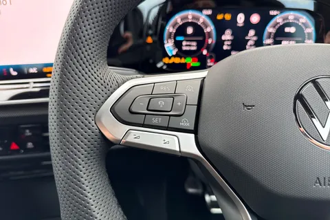  Volkswagen Golf 1.5 eTSI MHEV Black Edition DSG Euro 6 (s/s) 5dr Thumbnail #42