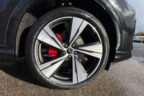  Audi Q5 2.0 TFSI Edition 1 Sportback S Tronic quattro Euro 6 (s/s) 5dr Thumbnail #10