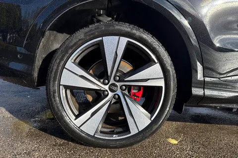  Audi Q5 2.0 TFSI Edition 1 Sportback S Tronic quattro Euro 6 (s/s) 5dr Thumbnail #12