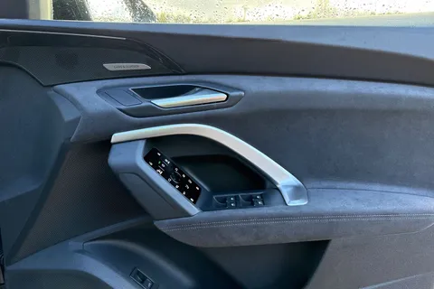  Audi Q5 2.0 TFSI Edition 1 Sportback S Tronic quattro Euro 6 (s/s) 5dr Thumbnail #21