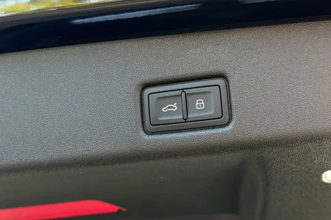  Audi Q5 2.0 TFSI Edition 1 Sportback S Tronic quattro Euro 6 (s/s) 5dr Thumbnail #25