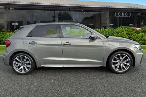 BV74HRM Audi A1 S line 25 TFSI 95 PS S tronic Thumbnail #4