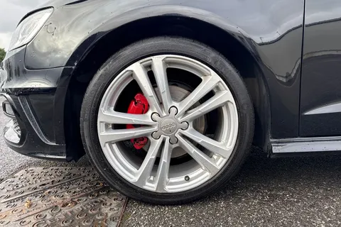 DY16BDF Audi A3 1.6 TDI S line Euro 6 (s/s) 3dr (Nav) Thumbnail #13