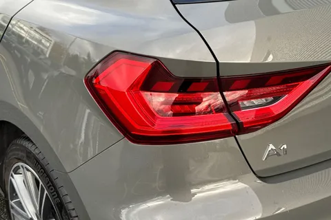 BV74HRM Audi A1 S line 25 TFSI 95 PS S tronic Thumbnail #17