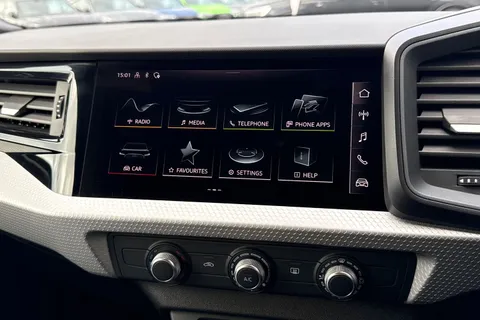 BV74HRM Audi A1 S line 25 TFSI 95 PS S tronic Thumbnail #27