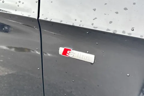 DY16BDF Audi A3 1.6 TDI S line Euro 6 (s/s) 3dr (Nav) Thumbnail #29