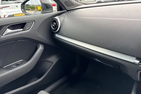 DY16BDF Audi A3 1.6 TDI S line Euro 6 (s/s) 3dr (Nav) Thumbnail #60