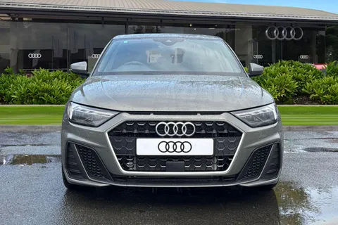  Audi A1 1.0 TFSI 30 S line Sportback Euro 6 (s/s) 5dr Thumbnail #6