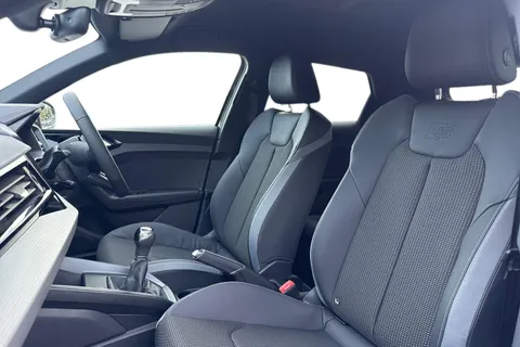  Audi A1 1.0 TFSI 30 S line Sportback Euro 6 (s/s) 5dr Thumbnail #16