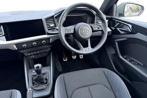  Audi A1 1.0 TFSI 30 S line Sportback Euro 6 (s/s) 5dr Thumbnail #18