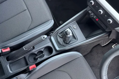  Audi A1 1.0 TFSI 30 S line Sportback Euro 6 (s/s) 5dr Thumbnail #23