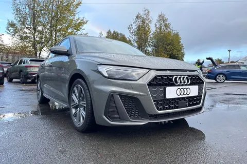  Audi A1 1.0 TFSI 30 S line Sportback Euro 6 (s/s) 5dr Thumbnail #28