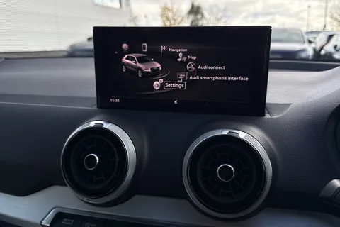 DX22WZZ Audi Q2 S line 35 TFSI 150 PS S tronic Thumbnail #26