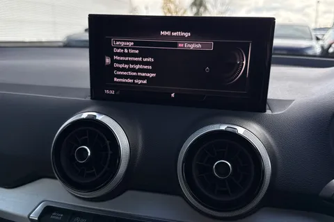 DX22WZZ Audi Q2 S line 35 TFSI 150 PS S tronic Thumbnail #27