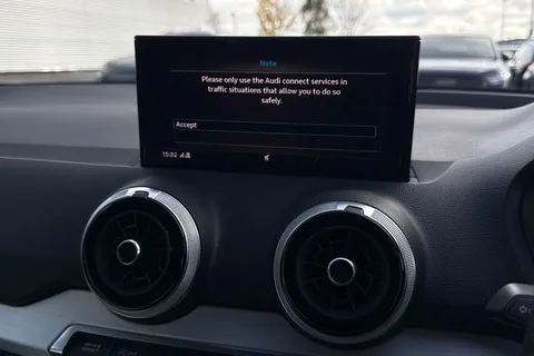 DX22WZZ Audi Q2 S line 35 TFSI 150 PS S tronic Thumbnail #29