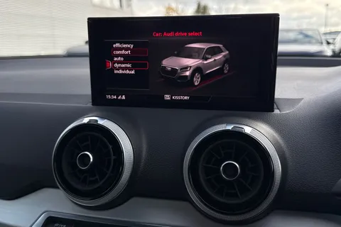 DX22WZZ Audi Q2 S line 35 TFSI 150 PS S tronic Thumbnail #37