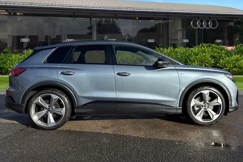  Audi Q4 e-tron 45 Black Edition Auto 5dr 82kWh Thumbnail #4