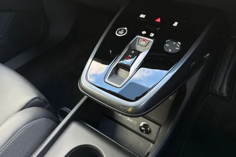  Audi Q4 e-tron 45 Black Edition Auto 5dr 82kWh Thumbnail #23