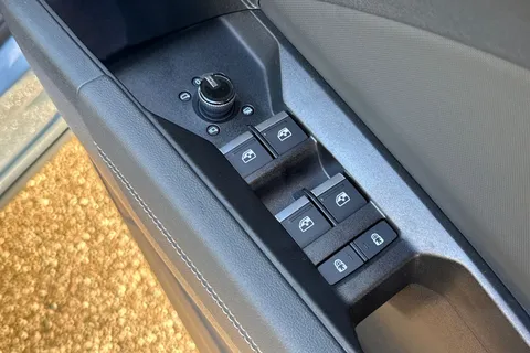  Audi Q4 e-tron 45 Black Edition Auto 5dr 82kWh Thumbnail #30