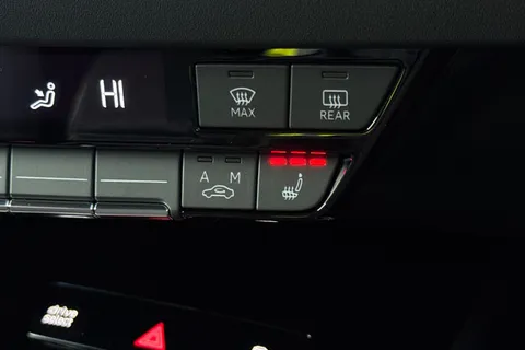  Audi Q4 e-tron 45 Black Edition Auto 5dr 82kWh Thumbnail #48