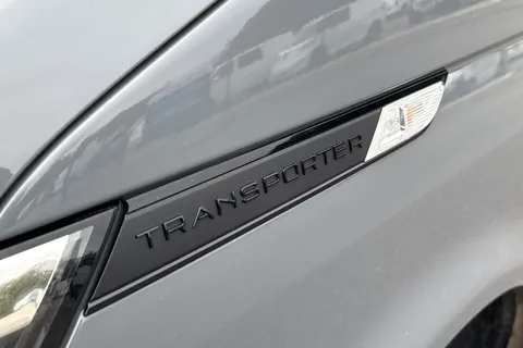 DG74ECW Volkswagen Transporter 2.0 TDI 110 Highline Van Thumbnail #29