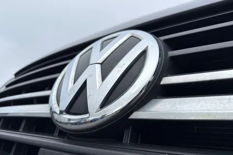 DG74ECW Volkswagen Transporter 2.0 TDI 110 Highline Van Thumbnail #31