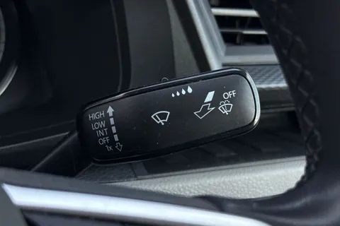 DG74EDK Volkswagen Transporter 2.0 TDI 110 Highline Van Thumbnail #34