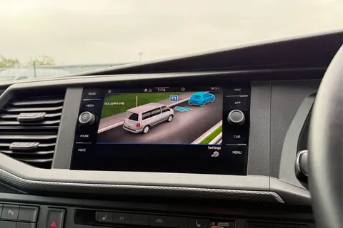 DG74ECW Volkswagen Transporter 2.0 TDI 110 Highline Van Thumbnail #54