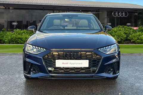 DG23BXW Audi A4 Avant Avant Black Edition 40 TFSI 204 PS S tronic Thumbnail #7