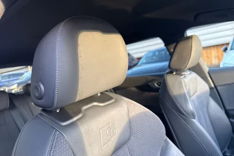 DG23BXW Audi A4 Avant Avant Black Edition 40 TFSI 204 PS S tronic Thumbnail #25