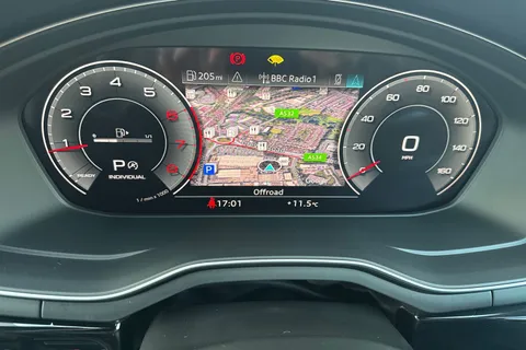 DG23BXW Audi A4 Avant Avant Black Edition 40 TFSI 204 PS S tronic Thumbnail #29