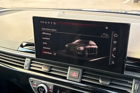 DG23BXW Audi A4 Avant Avant Black Edition 40 TFSI 204 PS S tronic Thumbnail #41