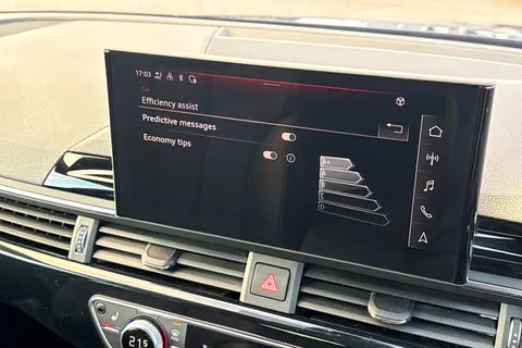 DG23BXW Audi A4 Avant Avant Black Edition 40 TFSI 204 PS S tronic Thumbnail #42