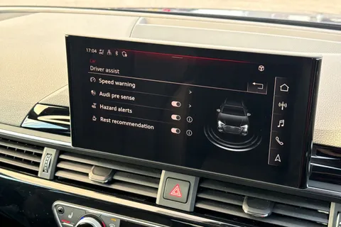 DG23BXW Audi A4 Avant Avant Black Edition 40 TFSI 204 PS S tronic Thumbnail #46