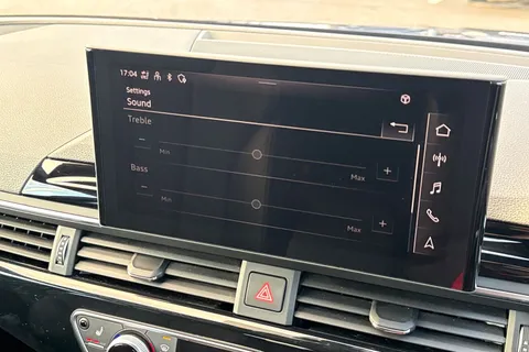 DG23BXW Audi A4 Avant Avant Black Edition 40 TFSI 204 PS S tronic Thumbnail #49