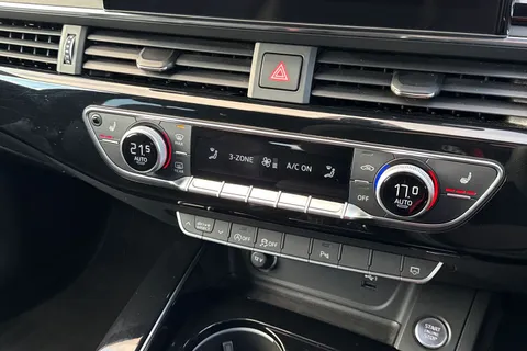 DG23BXW Audi A4 Avant Avant Black Edition 40 TFSI 204 PS S tronic Thumbnail #53