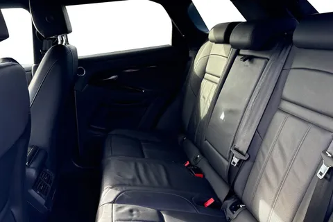 DY25LZG Land Rover Range Rover Evoque 1.5 P270e Dynamic SE 5dr Thumbnail #5