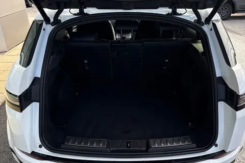 DY25LZG Land Rover Range Rover Evoque 1.5 P270e Dynamic SE 5dr Thumbnail #11